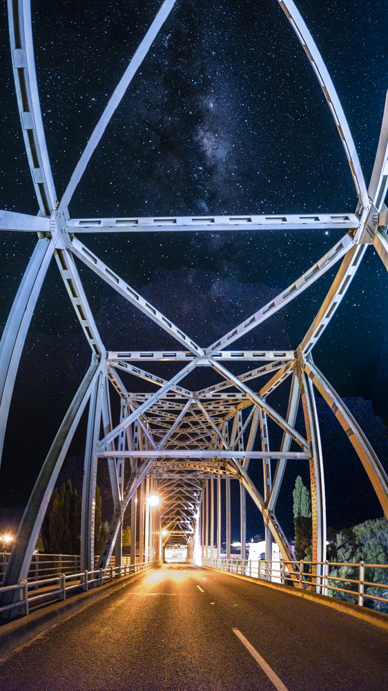 Milky Way through Alexandra Bridge
